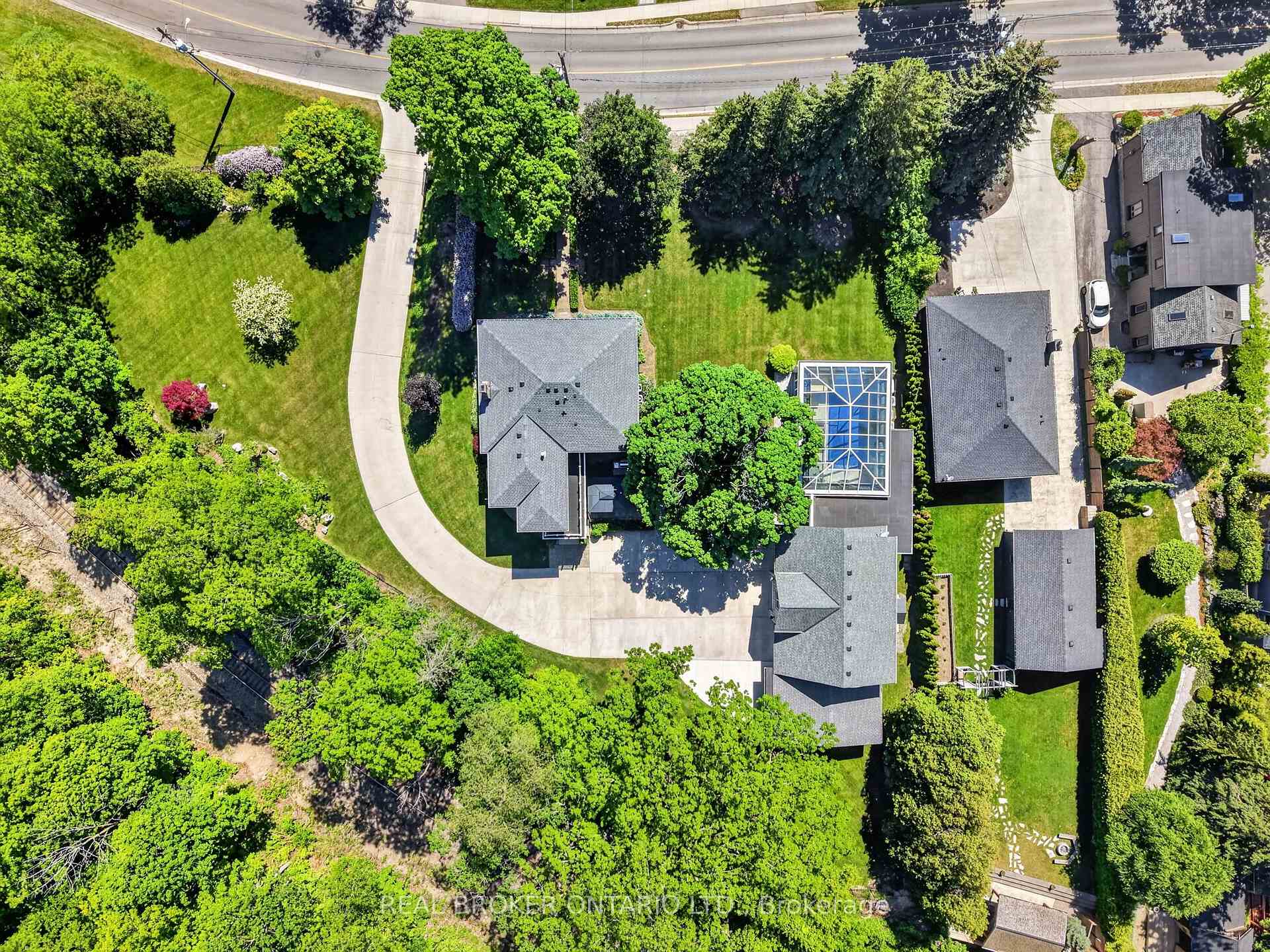 Photo 133 of 63 Mill Street S, Hamilton, Waterdown — HOMEH