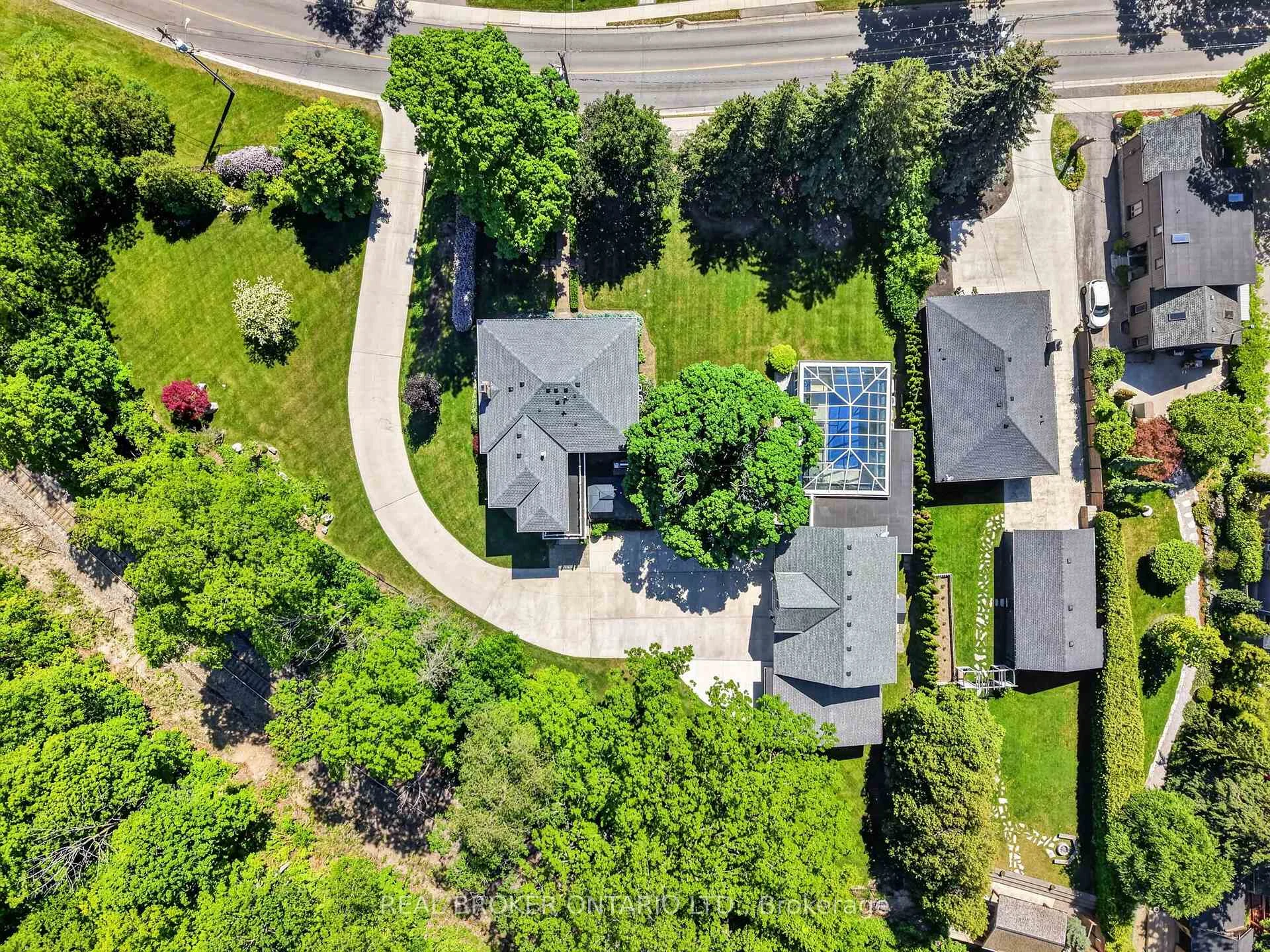Photo 144 of 63 Mill Street S, Hamilton, Waterdown — HOMEH