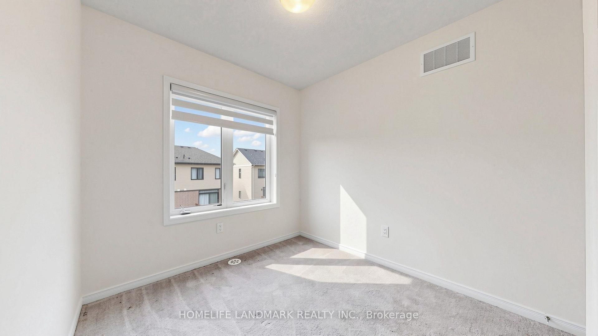 Photo 39 of 75 Holder Drive, Brantford, Empire South — HOMEH