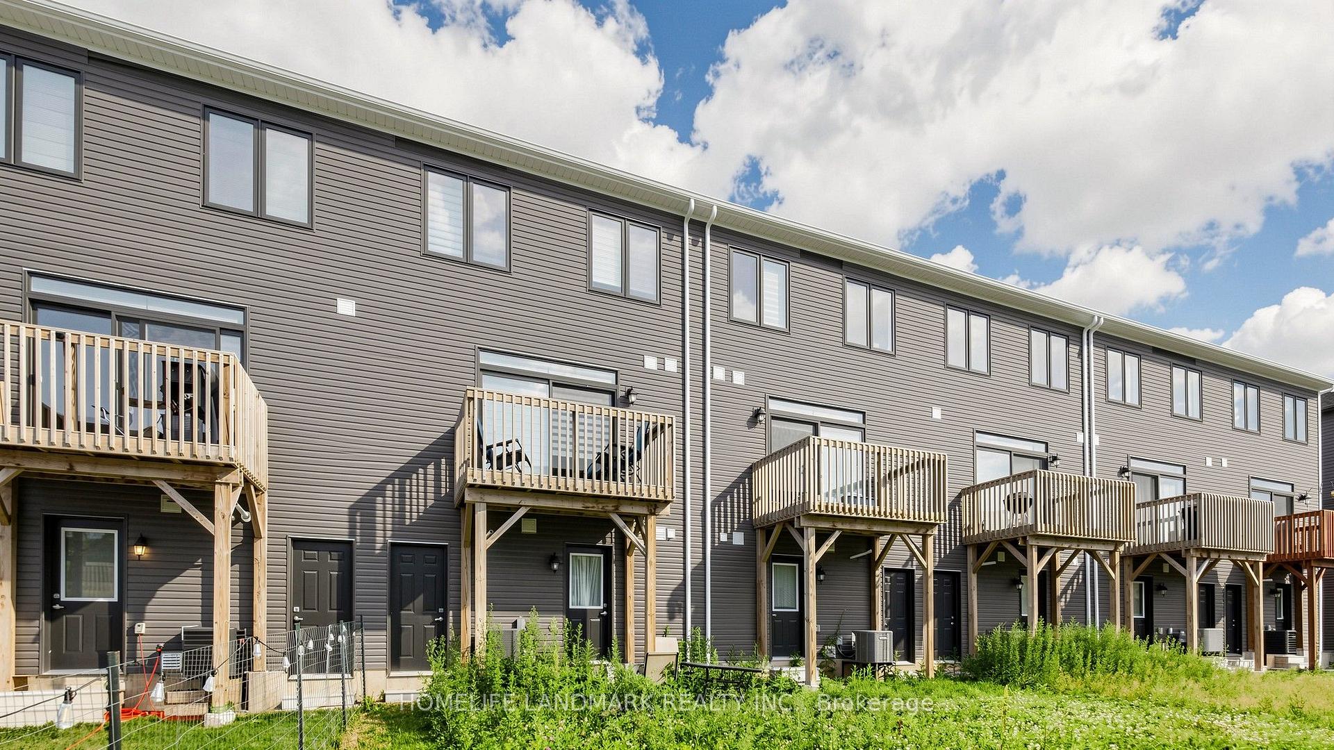 Photo 46 of 75 Holder Drive, Brantford, Empire South — HOMEH