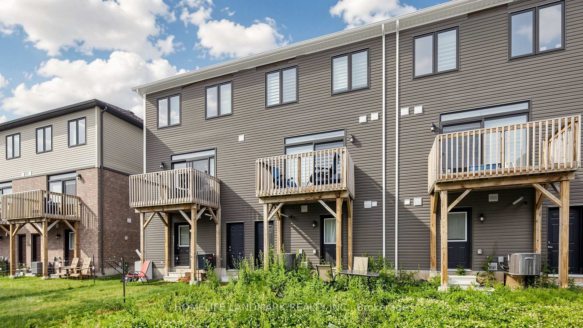 Photo 47 of 75 Holder Drive, Brantford, Empire South — HOMEH