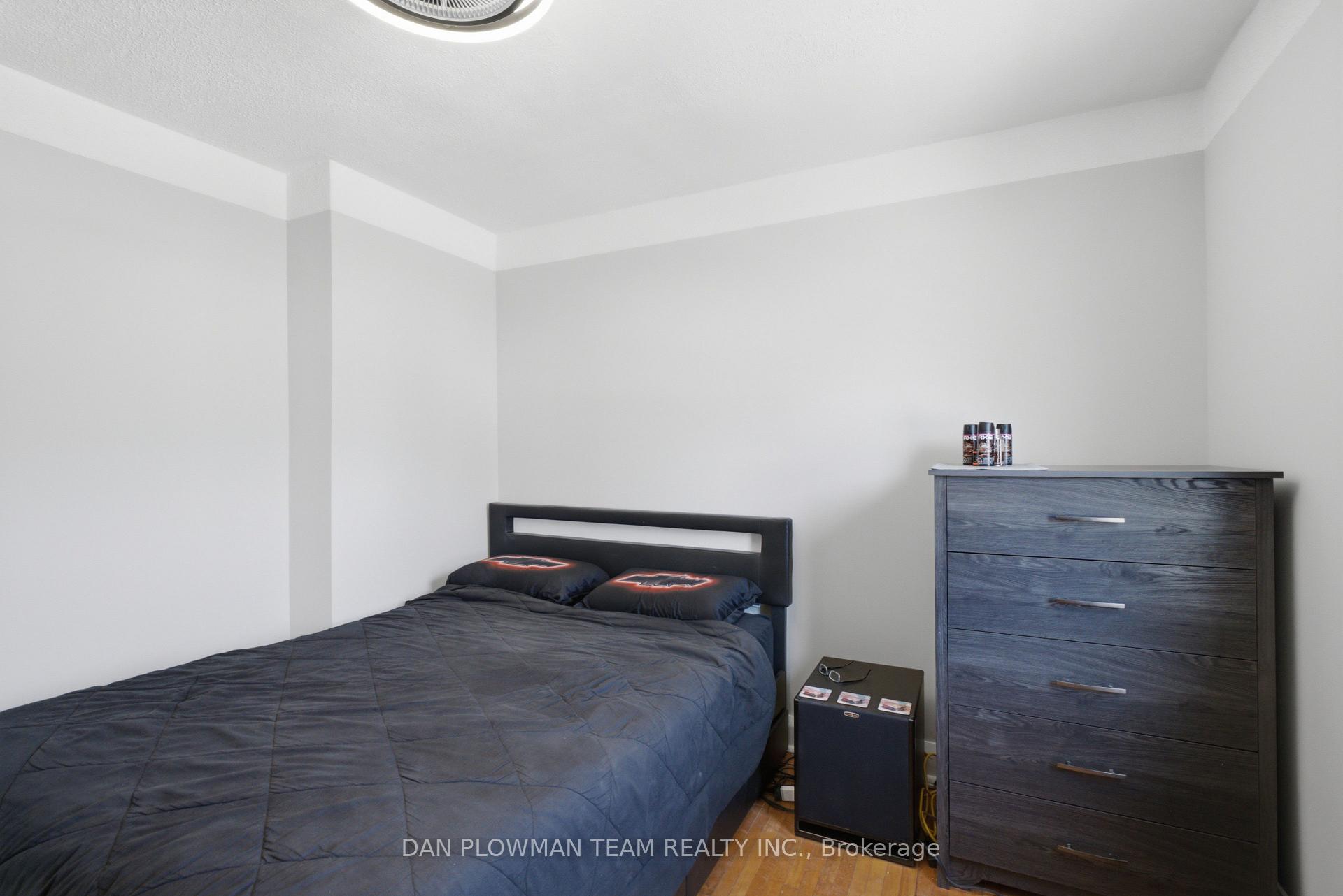 Photo 14 of 11 Veterans Avenue, Clarington, Bowmanville — HOMEH
