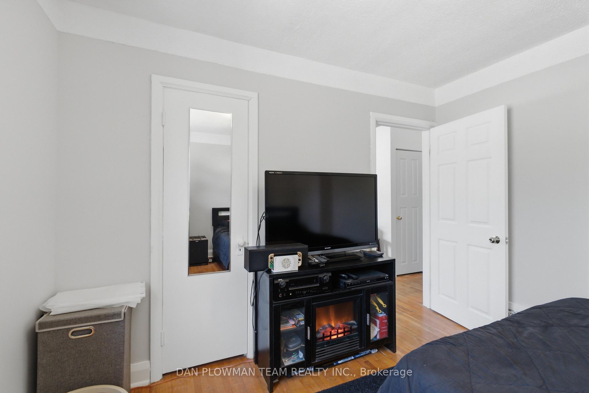 Photo 15 of 11 Veterans Avenue, Clarington, Bowmanville — HOMEH