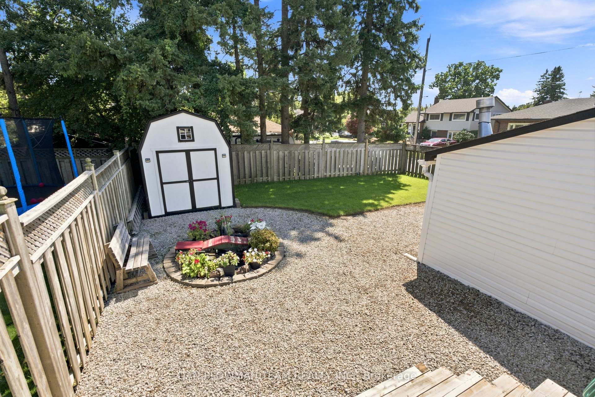Photo 21 of 11 Veterans Avenue, Clarington, Bowmanville — HOMEH