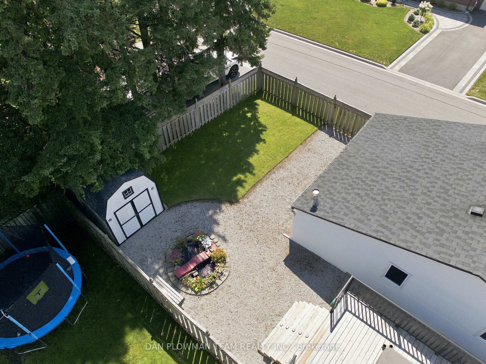 Photo 26 of 11 Veterans Avenue, Clarington, Bowmanville — HOMEH
