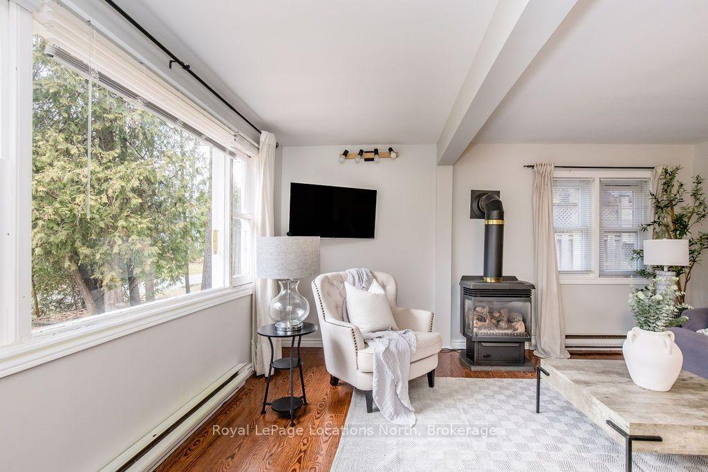 Photo 3 of 55 47th Street N, Wasaga Beach — HOMEH