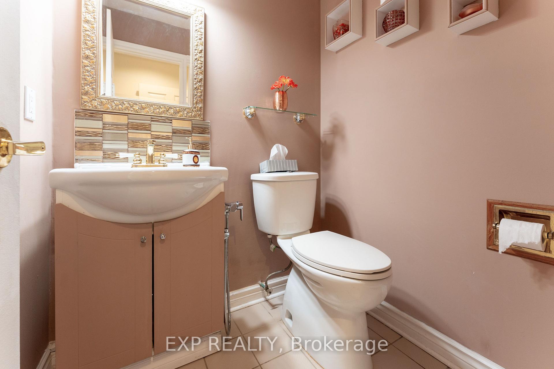 Photo 45 of 5 Hyde Park Drive, Richmond Hill, Doncrest — HOMEH