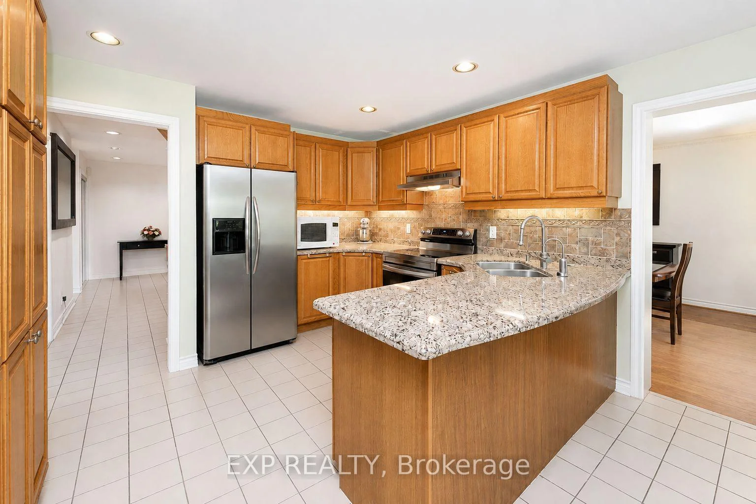 Photo 62 of 5 Hyde Park Drive, Richmond Hill, Doncrest — HOMEH