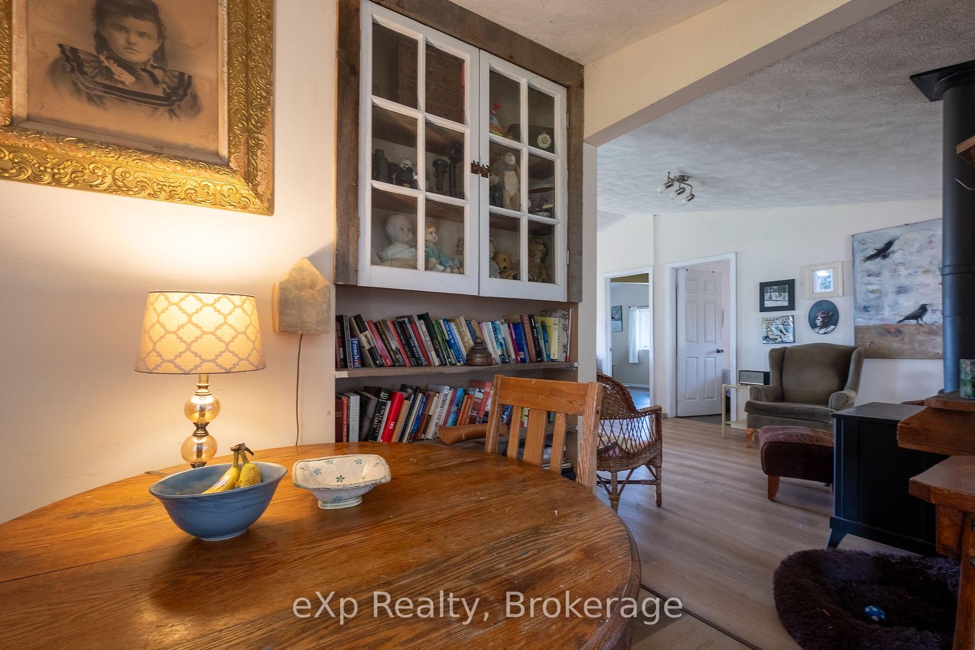 Photo 12 of 742649 Sideroad 4B, Chatsworth — HOMEH