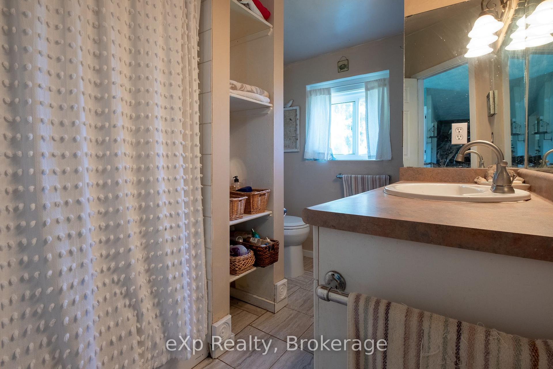 Photo 15 of 742649 Sideroad 4B, Chatsworth — HOMEH