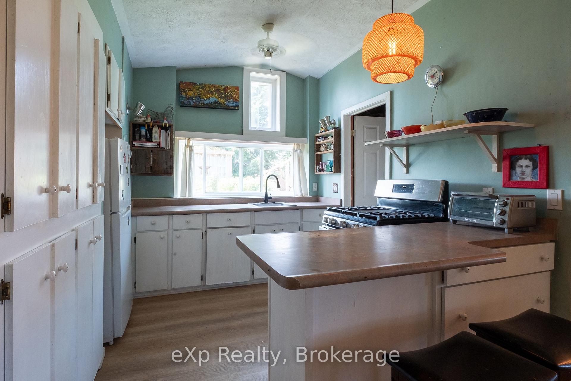Photo 18 of 742649 Sideroad 4B, Chatsworth — HOMEH
