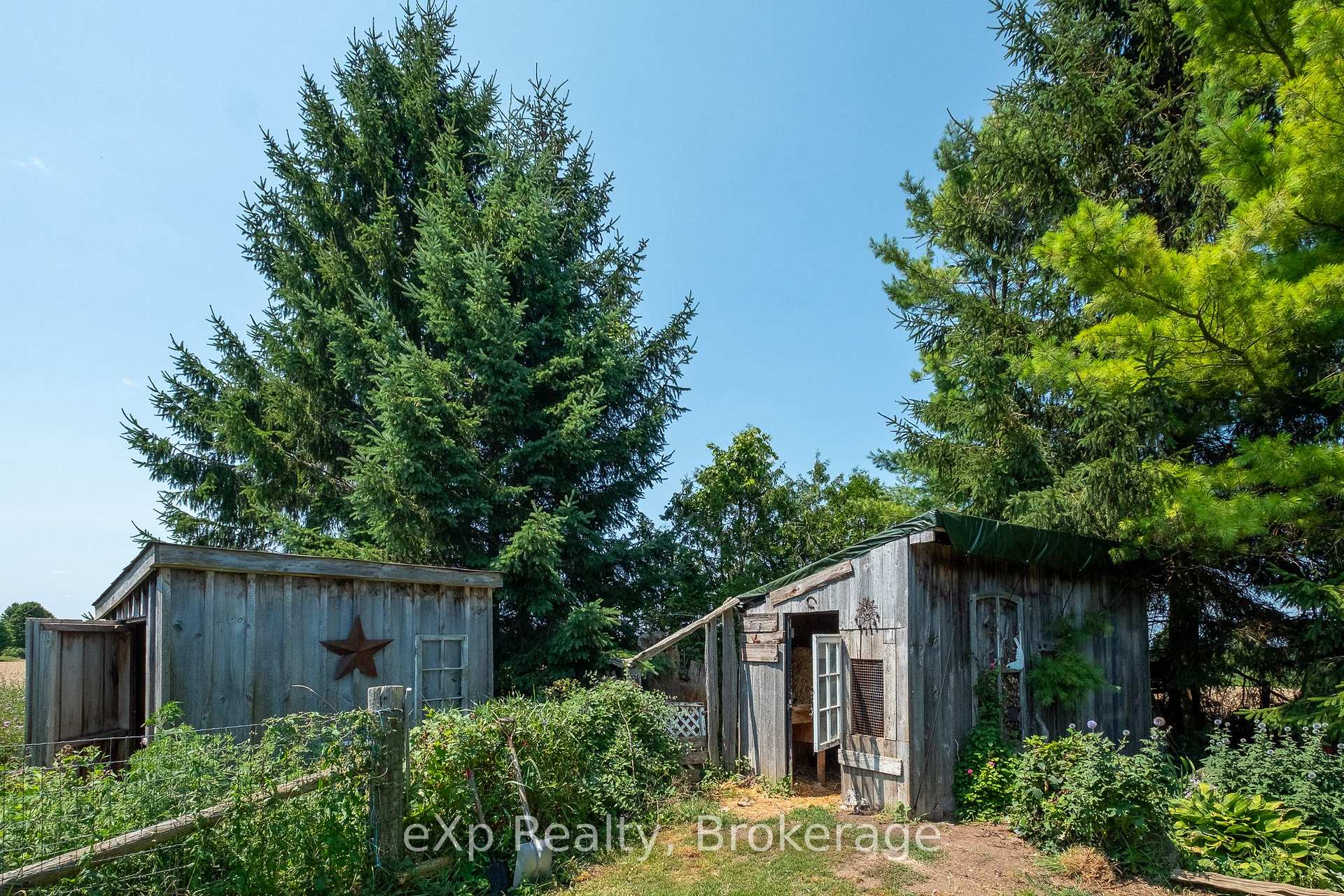 Photo 23 of 742649 Sideroad 4B, Chatsworth — HOMEH