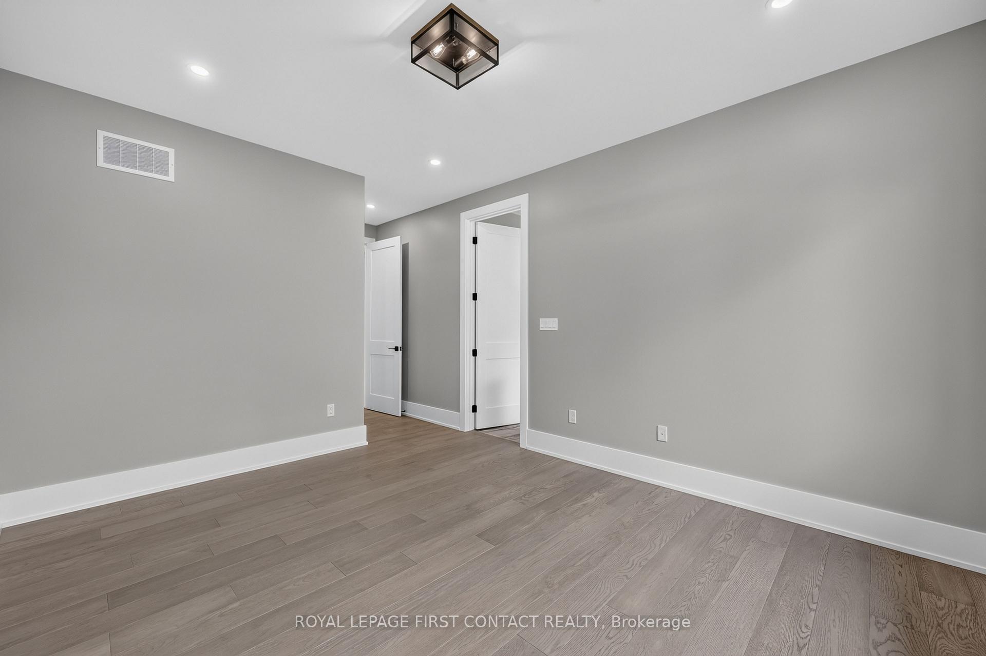Photo 11 of Unit Upper, 933 7th Line, Innisfil, Alcona — HOMEH