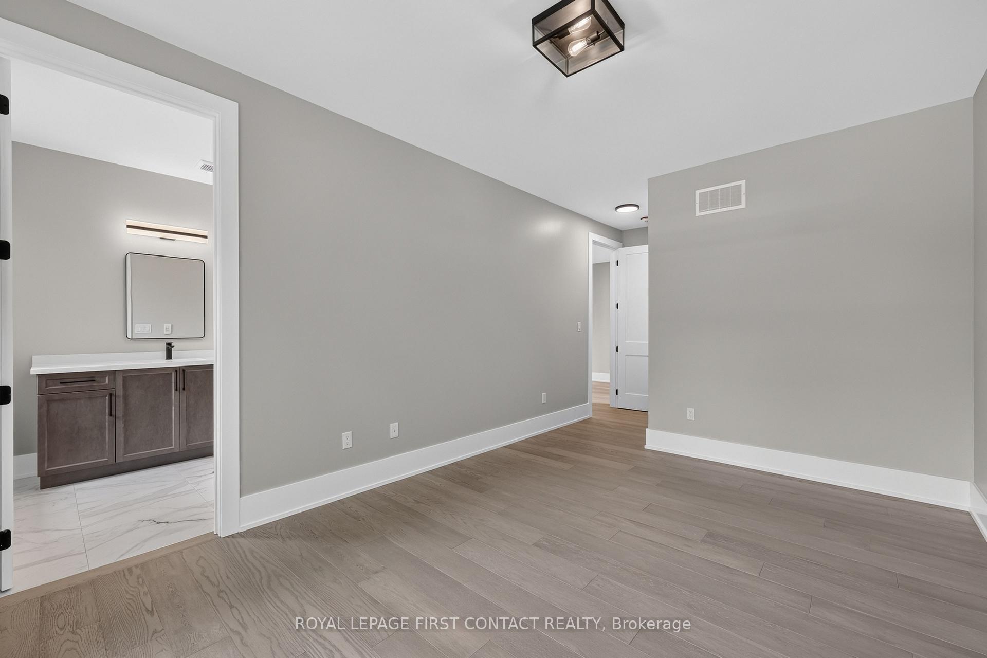Photo 17 of Unit Upper, 933 7th Line, Innisfil, Alcona — HOMEH