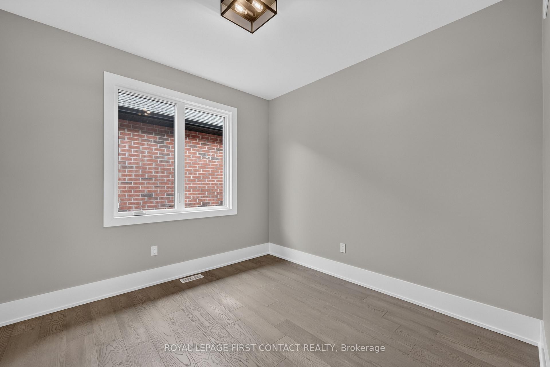 Photo 20 of Unit Upper, 933 7th Line, Innisfil, Alcona — HOMEH