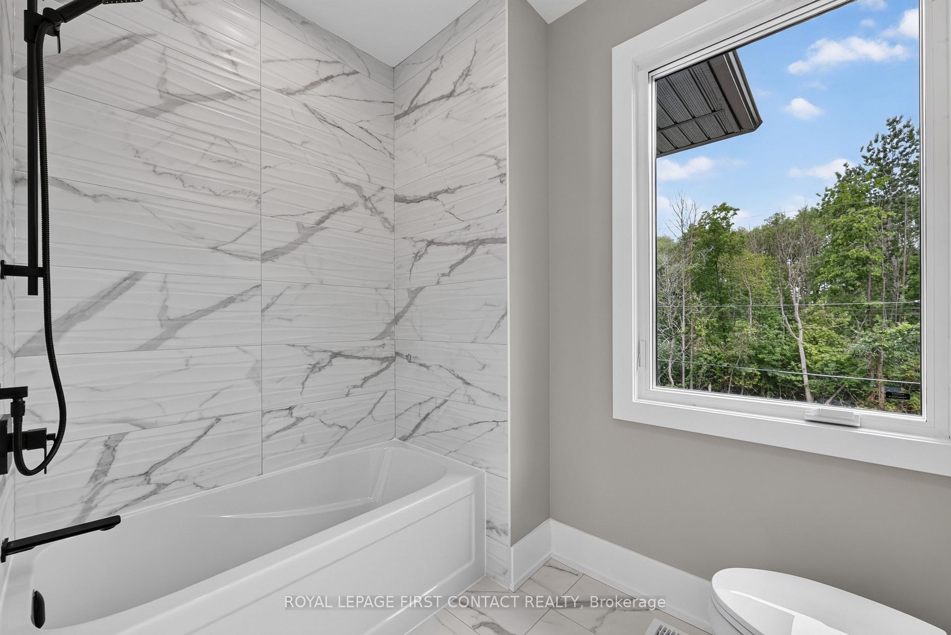Photo 22 of Unit Upper, 933 7th Line, Innisfil, Alcona — HOMEH