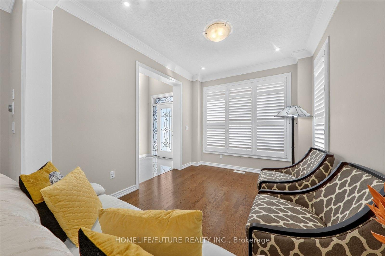 Photo 10 of 2 Astrid Terrace, Markham, Wismer — HOMEH