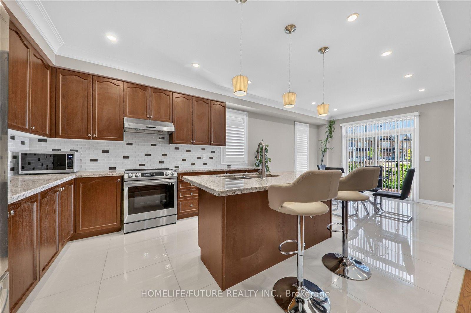 Photo 13 of 2 Astrid Terrace, Markham, Wismer — HOMEH