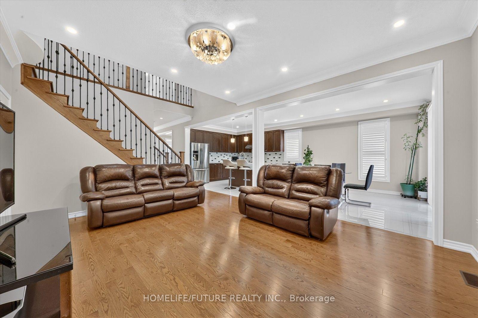 Photo 19 of 2 Astrid Terrace, Markham, Wismer — HOMEH