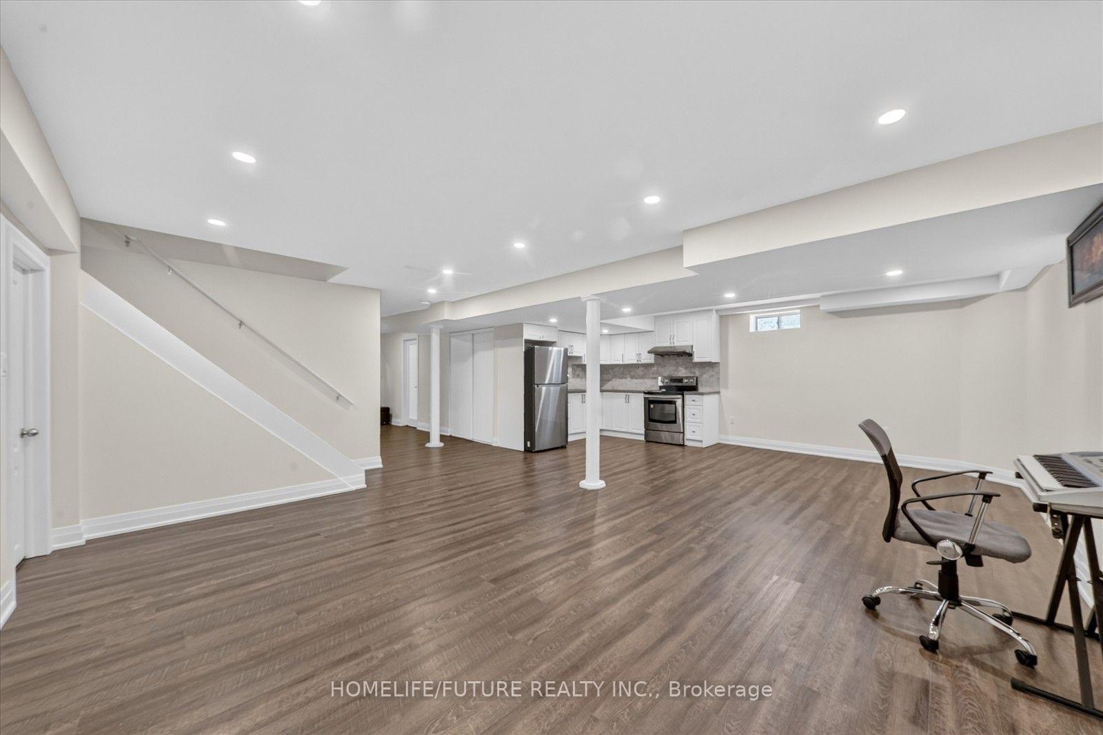 Photo 41 of 2 Astrid Terrace, Markham, Wismer — HOMEH