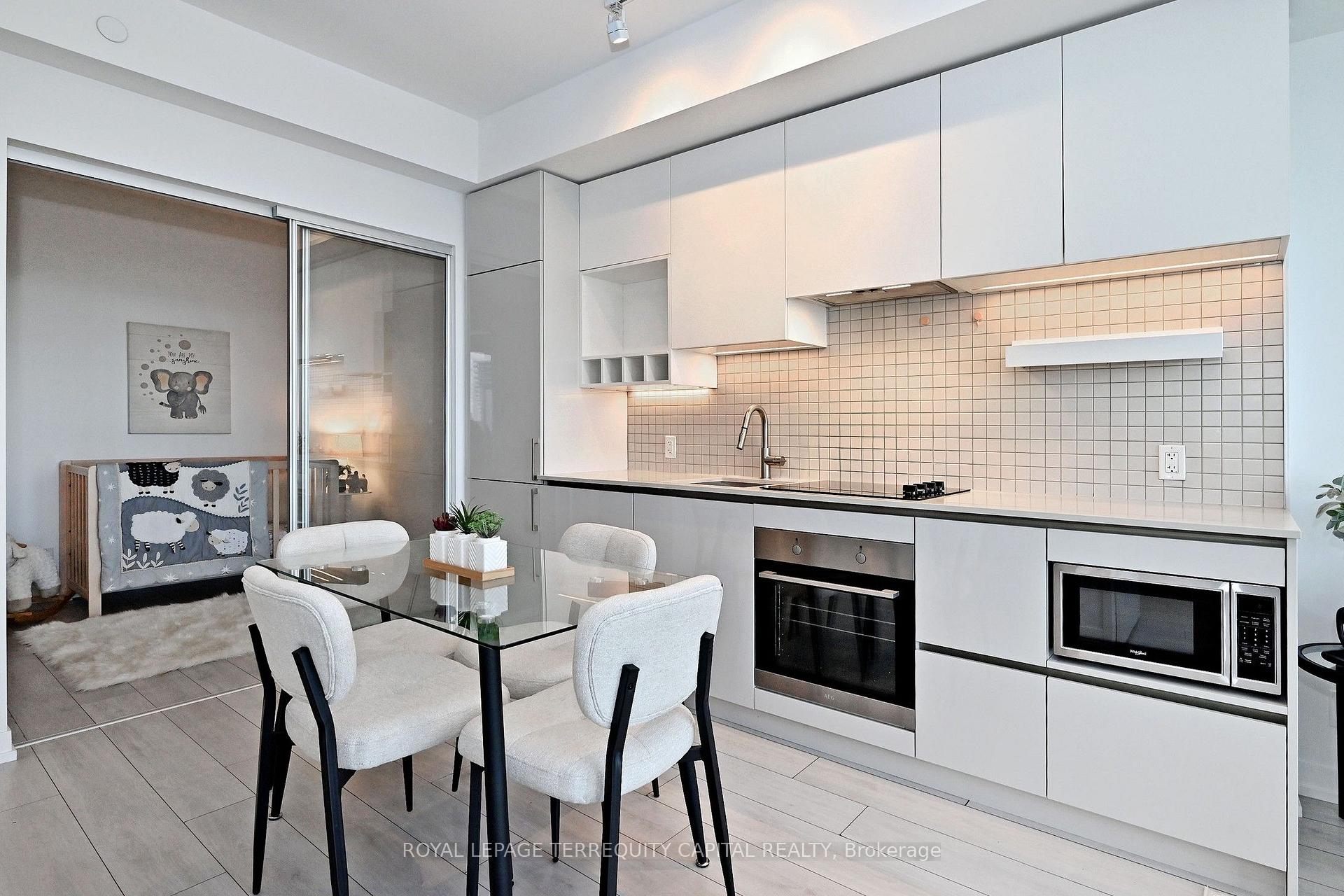 Photo 17 of Unit 4808, 5 Buttermill Avenue, Vaughan, Vaughan Corporate Centre — HOMEH