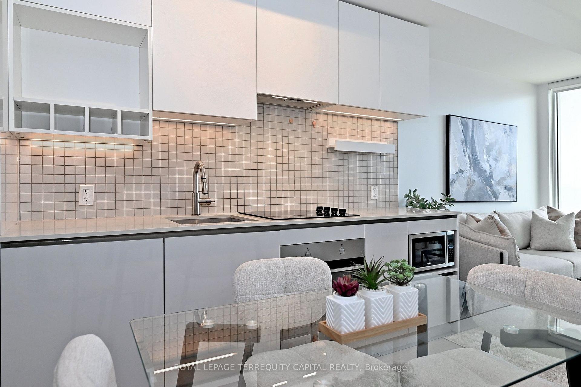 Photo 21 of Unit 4808, 5 Buttermill Avenue, Vaughan, Vaughan Corporate Centre — HOMEH