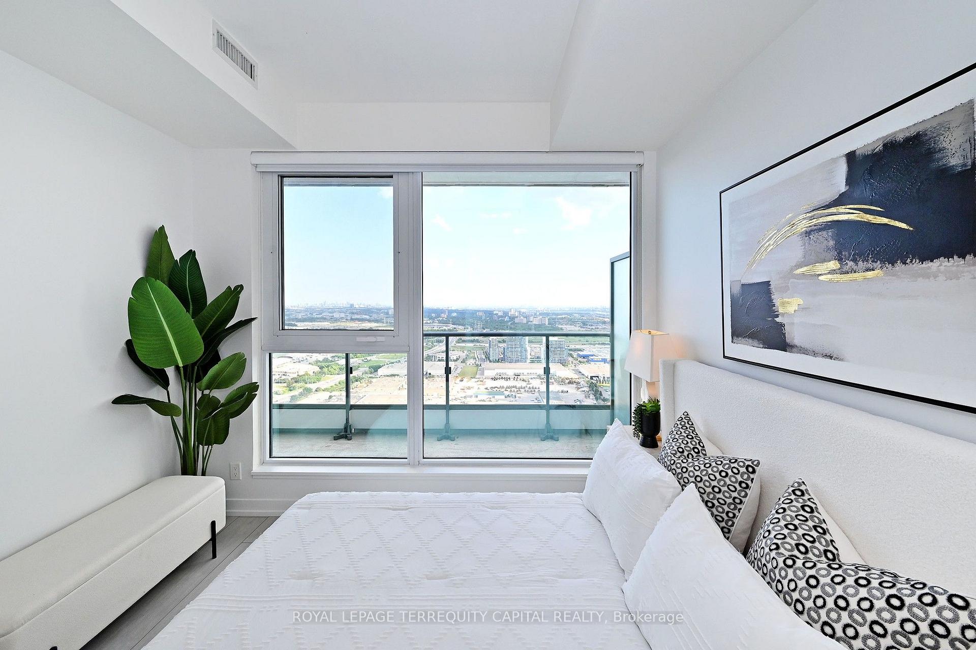 Photo 25 of Unit 4808, 5 Buttermill Avenue, Vaughan, Vaughan Corporate Centre — HOMEH