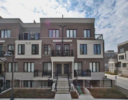 Front of Unit Th 4, 70 Eastwood Park Gardens