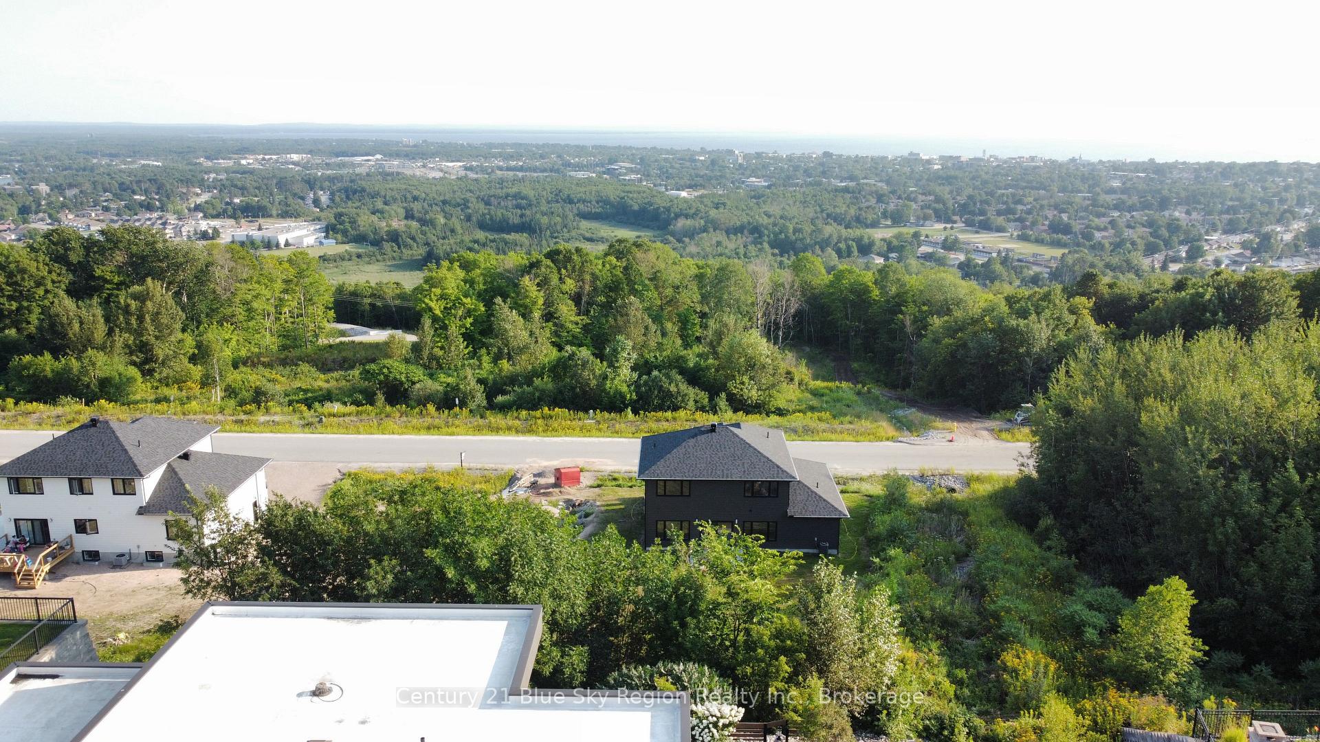 Photo 3 of 79 Kenreta Drive, North Bay, Airport — HOMEH