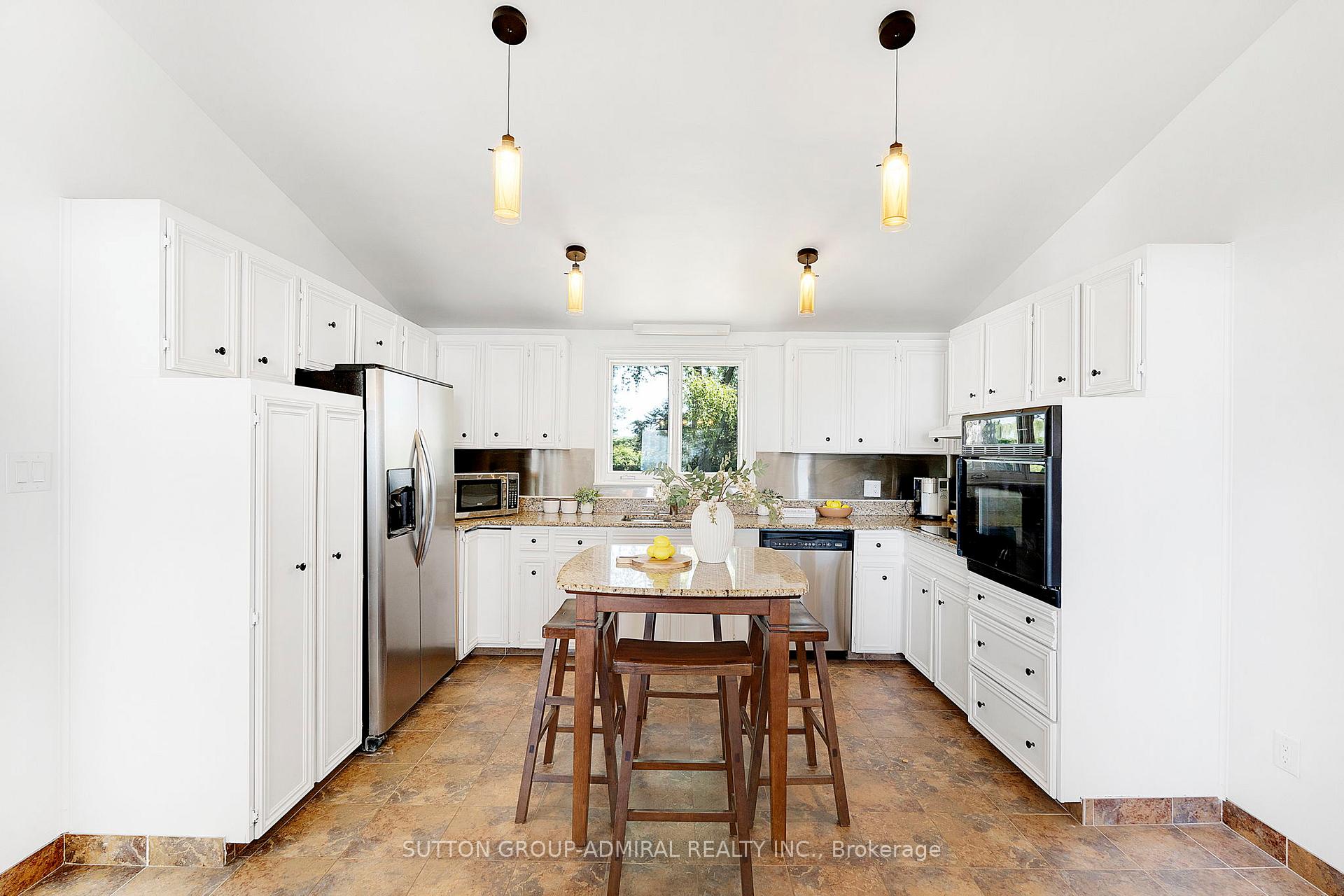 Photo 13 of 2232 Lakeshore Drive, Ramara, Rural Ramara — HOMEH