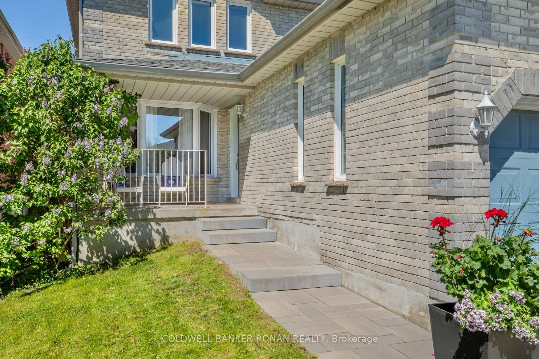 Photo 5 of 3 Teal Place, Barrie, Painswick South — HOMEH