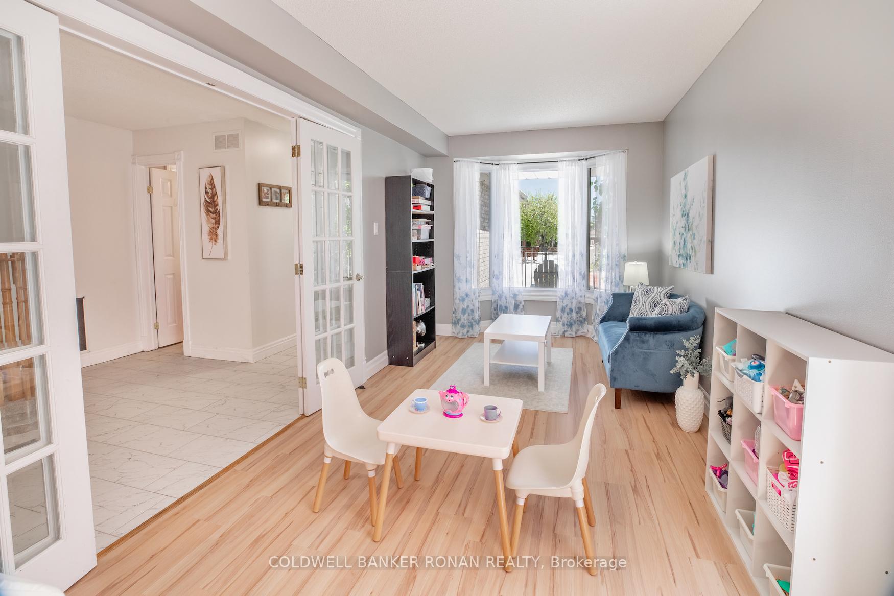 Photo 12 of 3 Teal Place, Barrie, Painswick South — HOMEH
