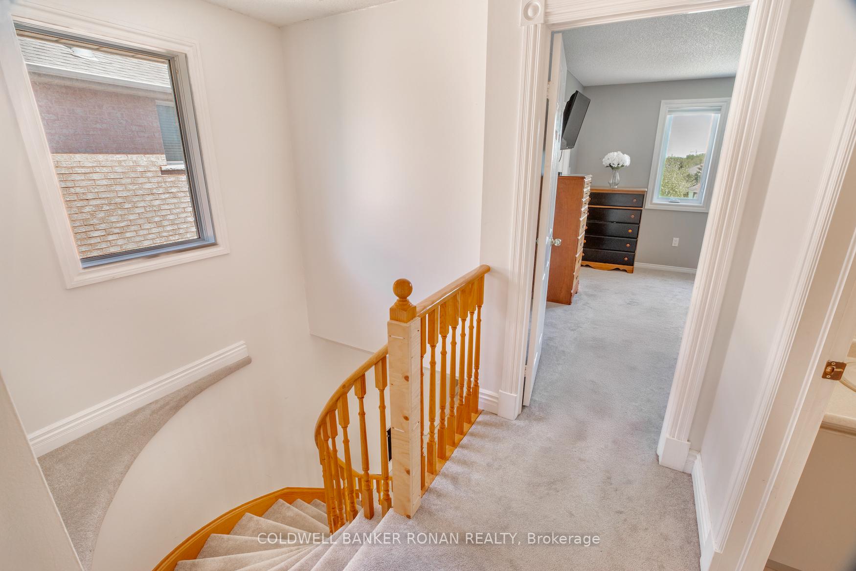 Photo 22 of 3 Teal Place, Barrie, Painswick South — HOMEH
