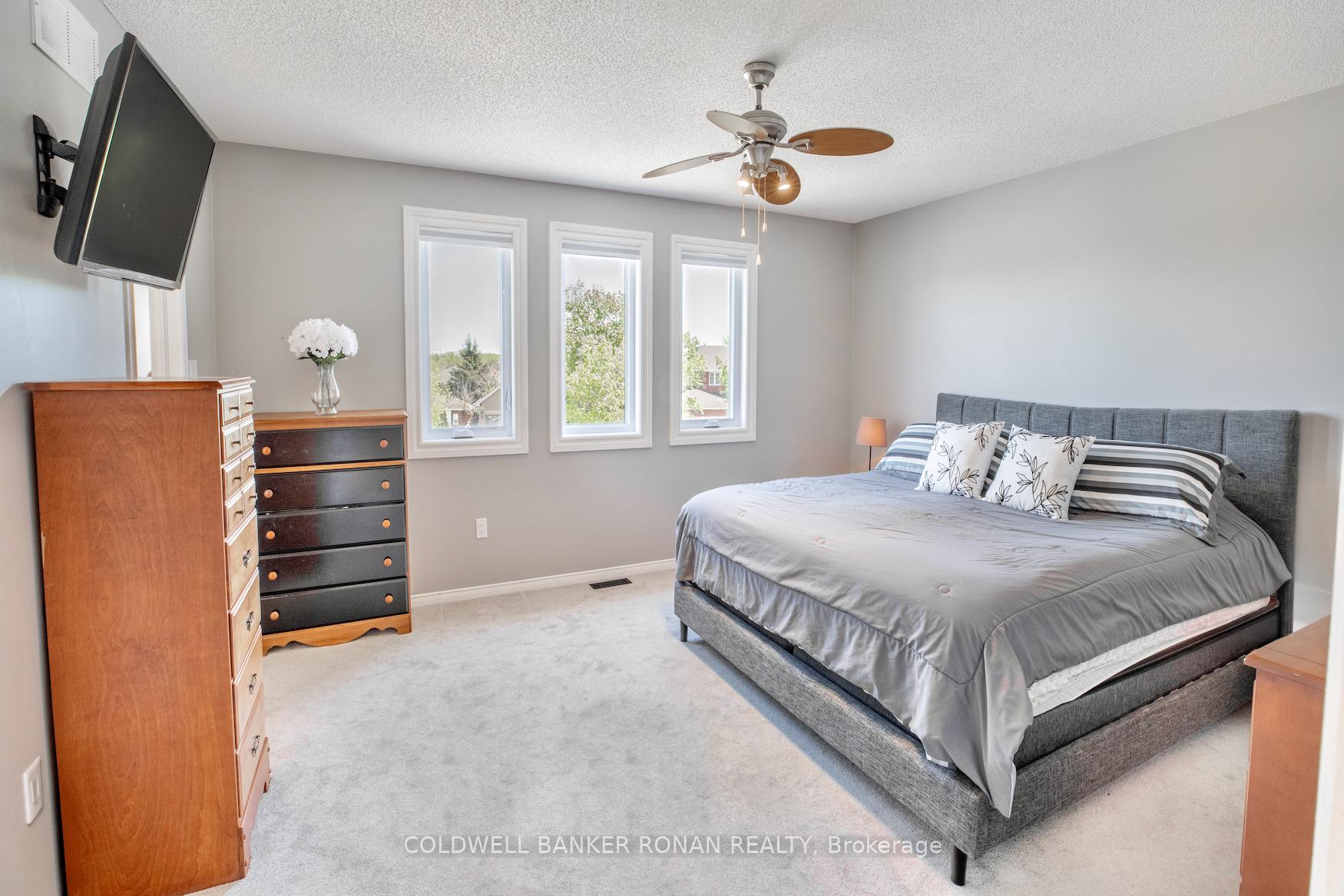 Photo 23 of 3 Teal Place, Barrie, Painswick South — HOMEH