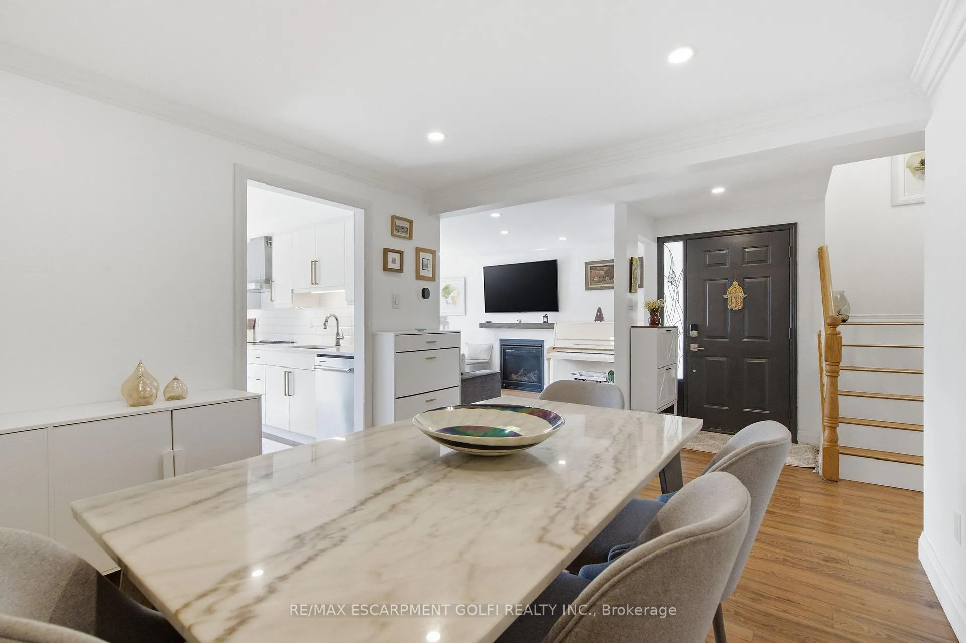 Photo 9 of Unit 1, 1503 Upper Middle Road, Burlington, Tyandaga — HOMEH