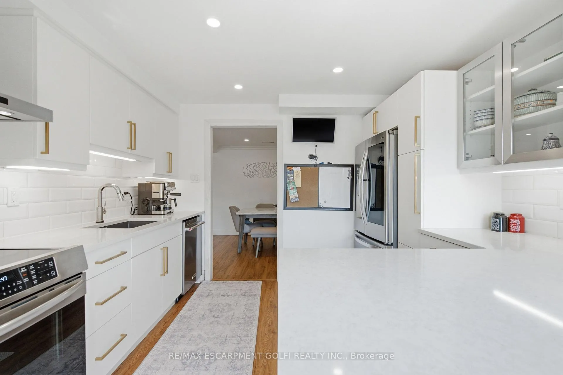 Photo 12 of Unit 1, 1503 Upper Middle Road, Burlington, Tyandaga — HOMEH