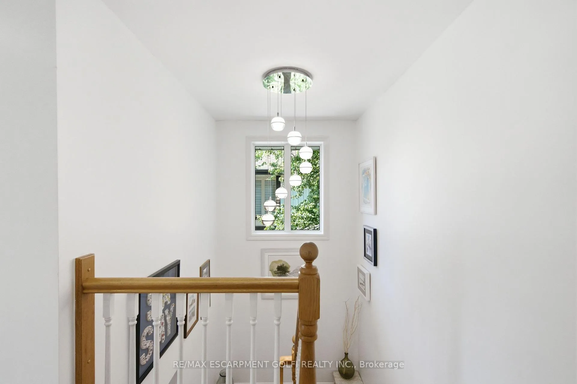Photo 14 of Unit 1, 1503 Upper Middle Road, Burlington, Tyandaga — HOMEH