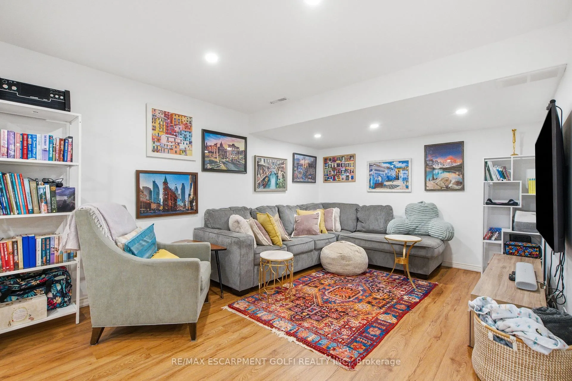 Photo 23 of Unit 1, 1503 Upper Middle Road, Burlington, Tyandaga — HOMEH