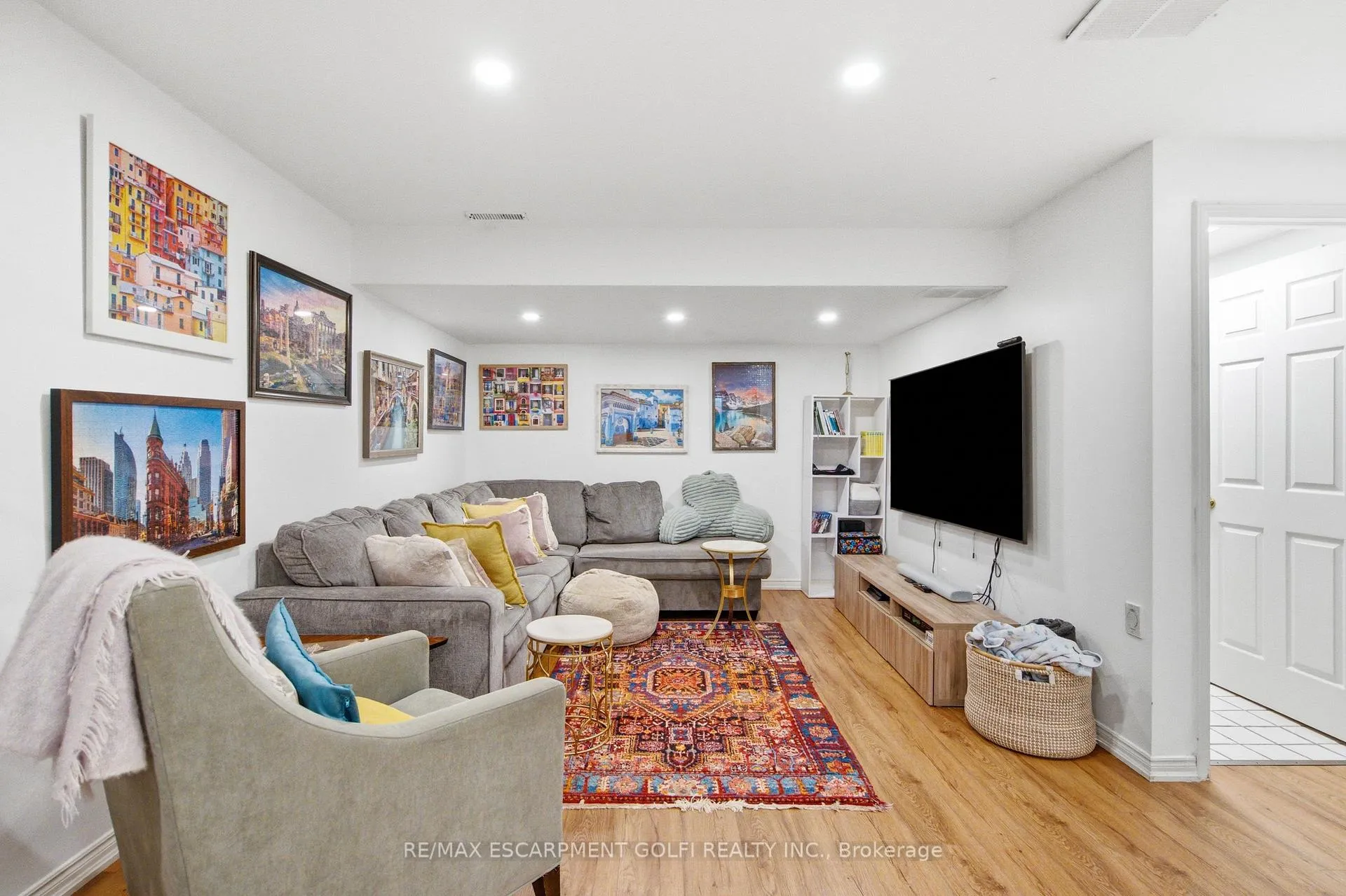Photo 25 of Unit 1, 1503 Upper Middle Road, Burlington, Tyandaga — HOMEH