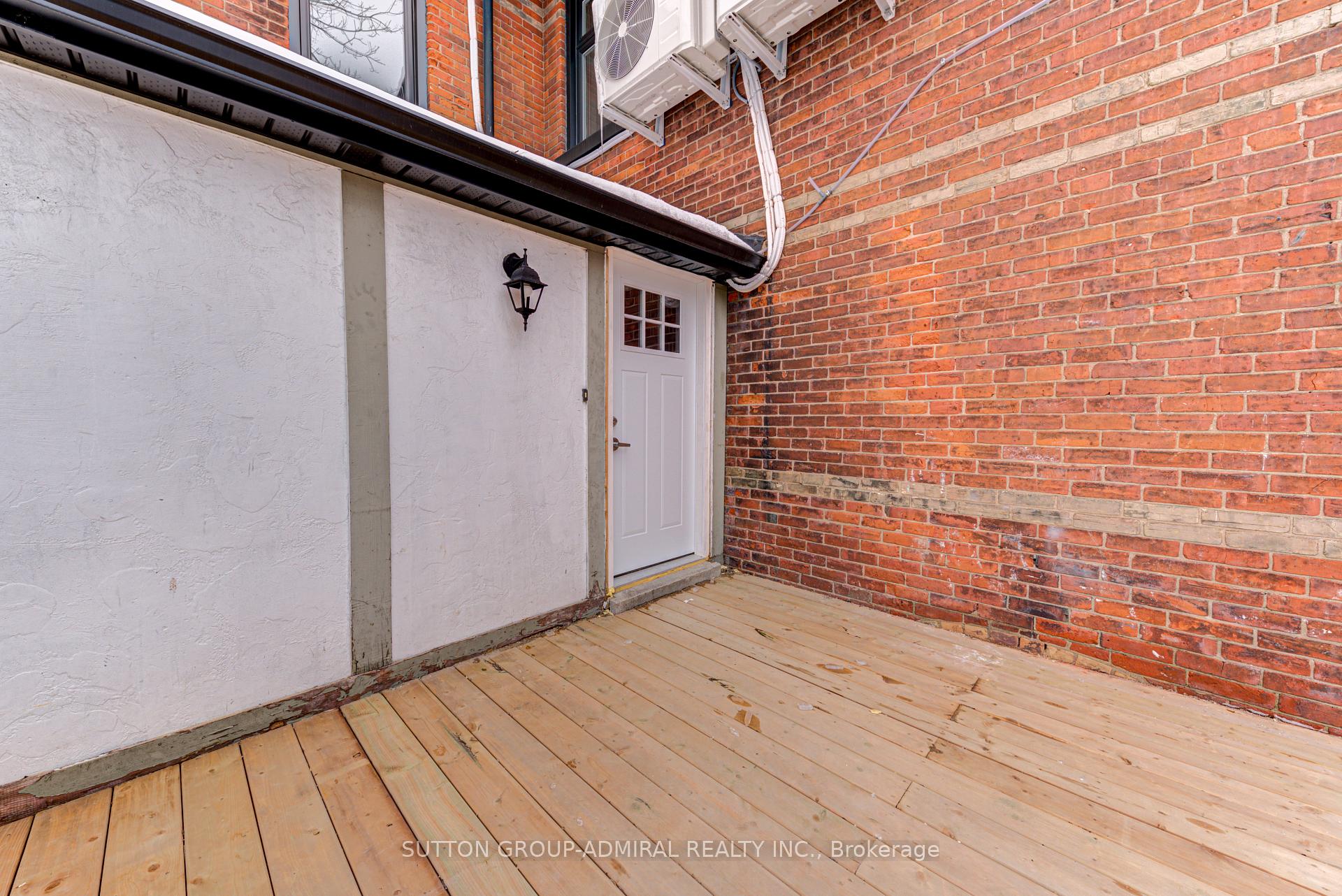 Photo 3 of Unit 4U, 167 Collier Street, Barrie, North Shore — HOMEH