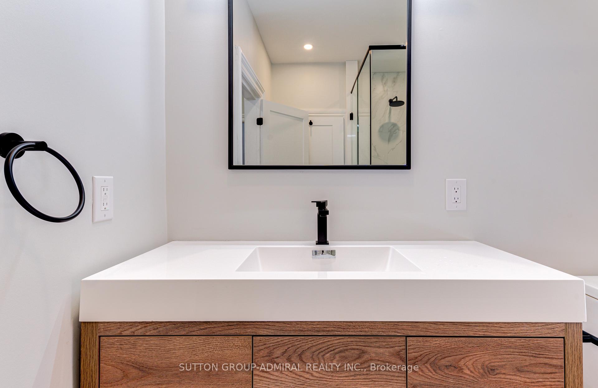 Photo 11 of Unit 4U, 167 Collier Street, Barrie, North Shore — HOMEH