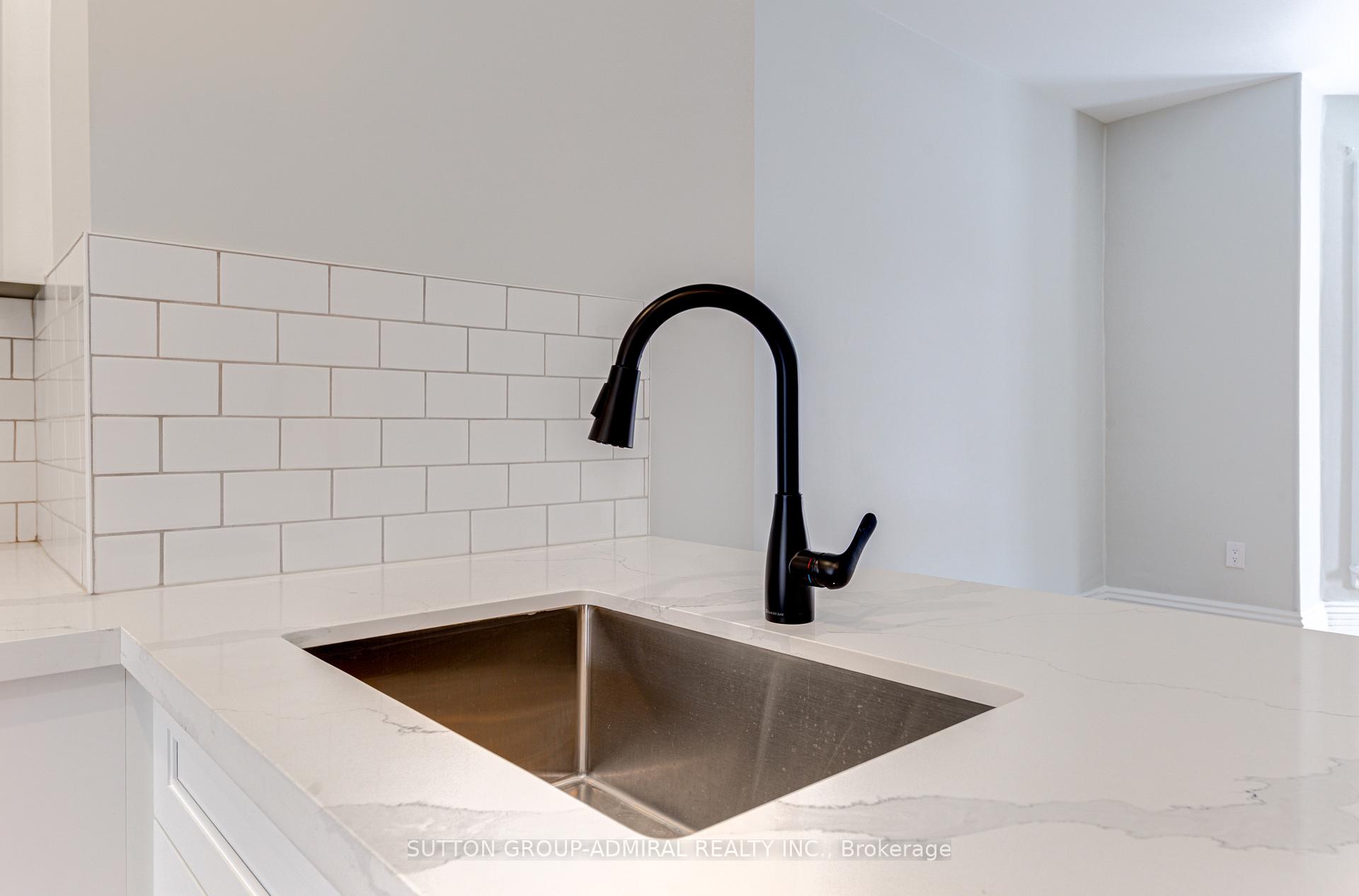 Photo 20 of Unit 4U, 167 Collier Street, Barrie, North Shore — HOMEH