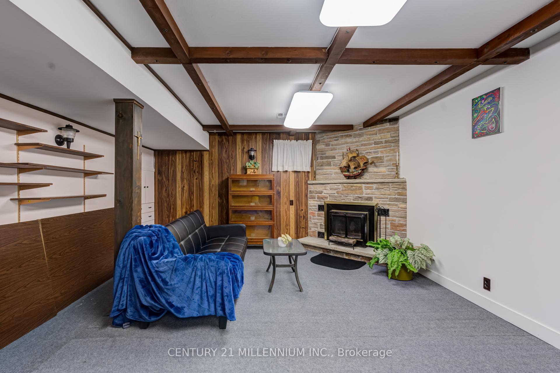 Photo 29 of 2 Durham Crescent, Brampton, Southgate — HOMEH
