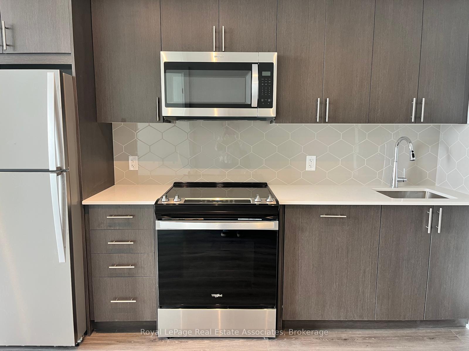 Photo 17 of 2545 Simcoe Street N, Oshawa, Windfields — HOMEH
