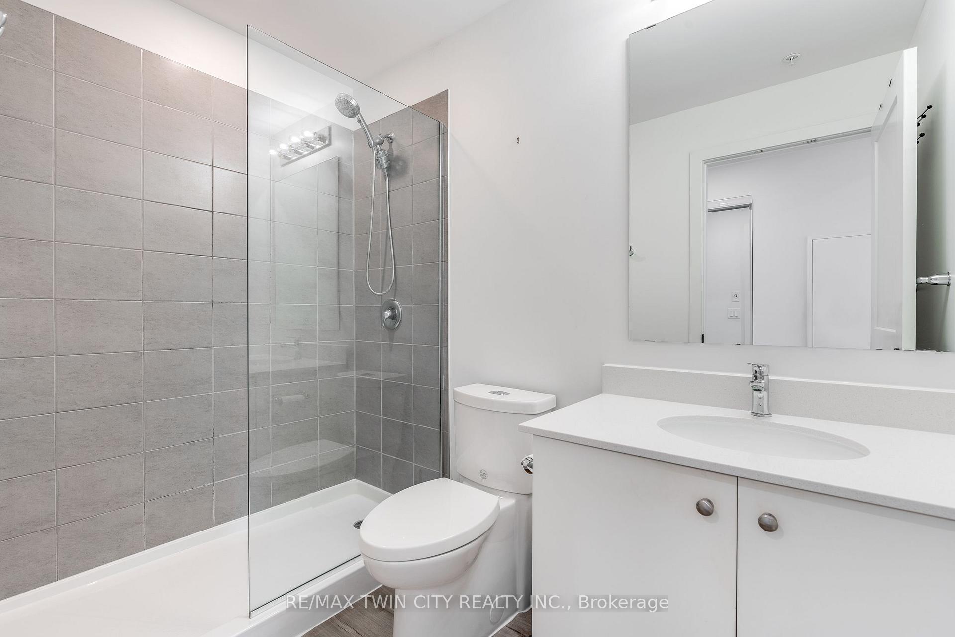 Photo 7 of Unit 607, 251 Northfield Drive E, Waterloo, Colonial Acres — HOMEH
