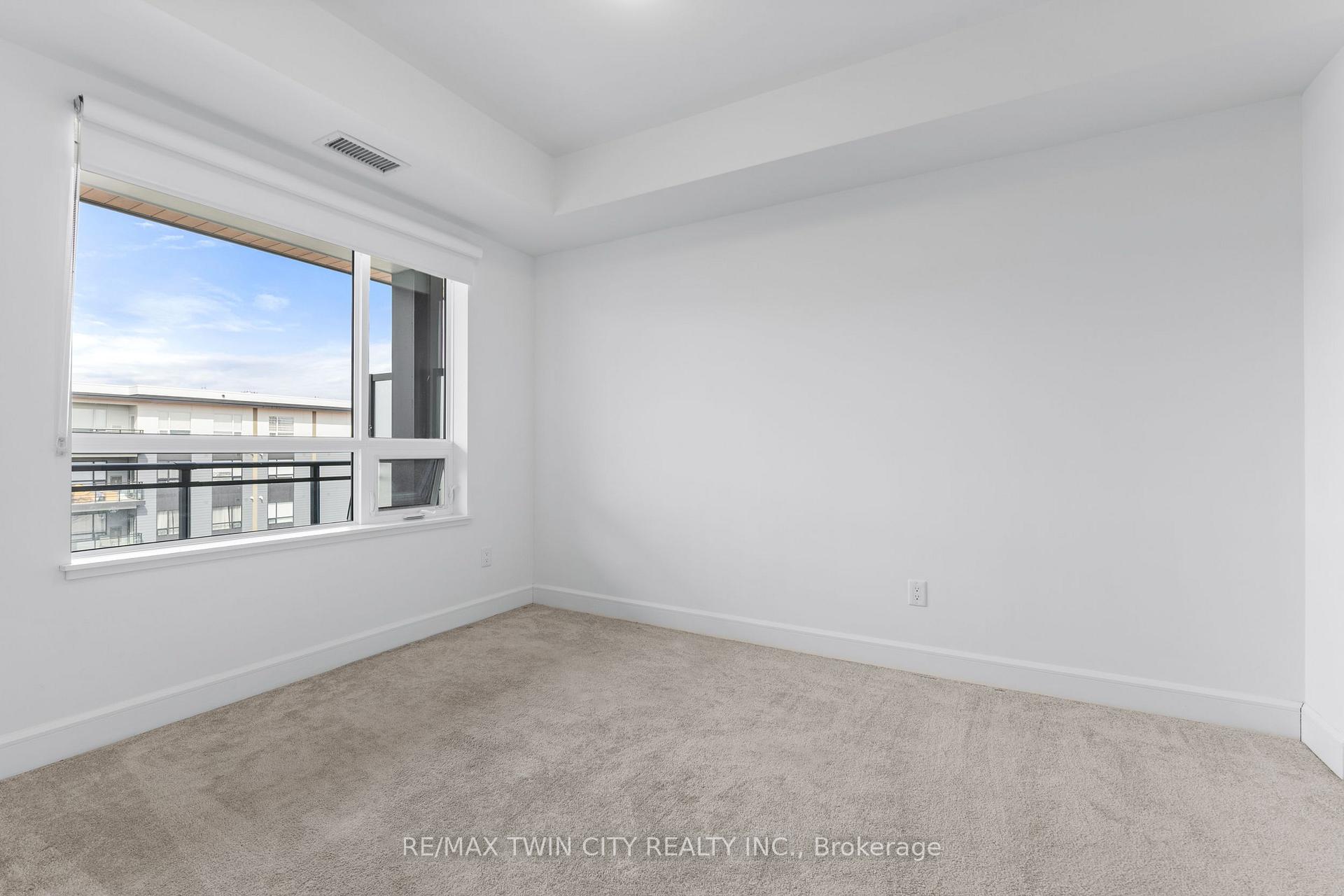 Photo 23 of Unit 607, 251 Northfield Drive E, Waterloo, Colonial Acres — HOMEH
