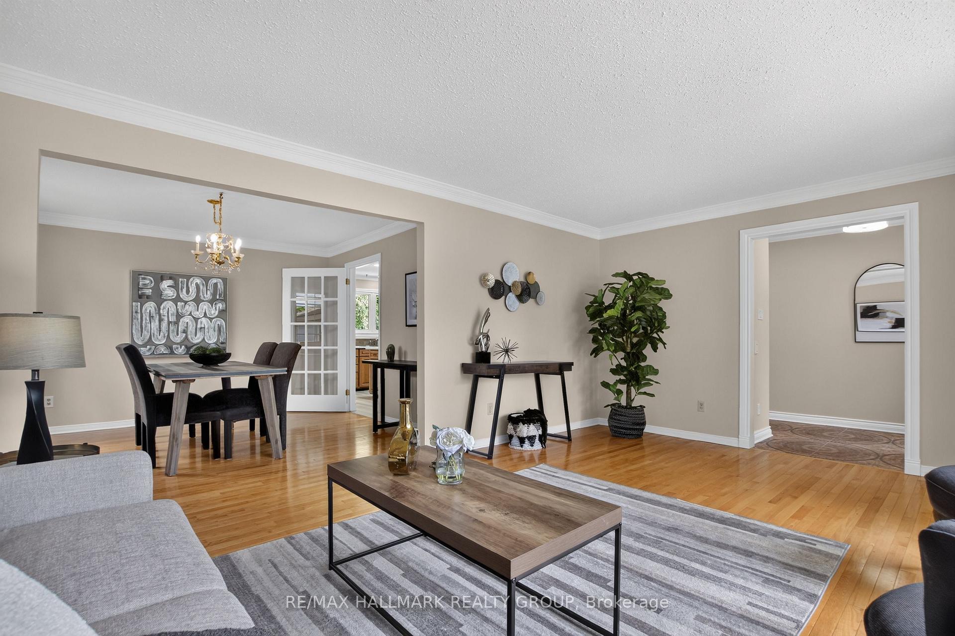 Photo 7 of 1125 Plante Drive, Ottawa, Hunt Club/Western Community — HOMEH