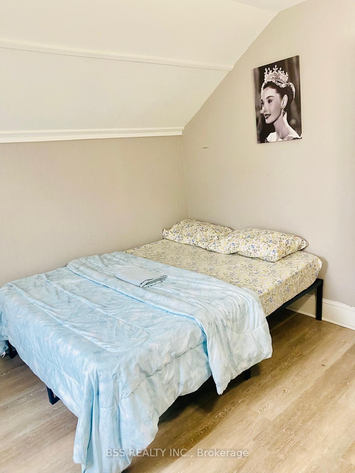 Photo 14 of 297 Sherbrooke Street, Peterborough, Town Ward 3 — HOMEH
