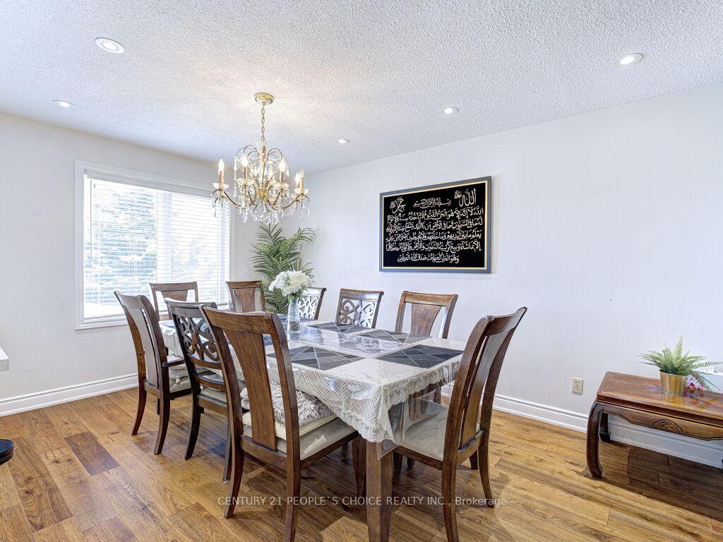 Photo 10 of 103 Whitchurch Mews, Mississauga, Cooksville — HOMEH