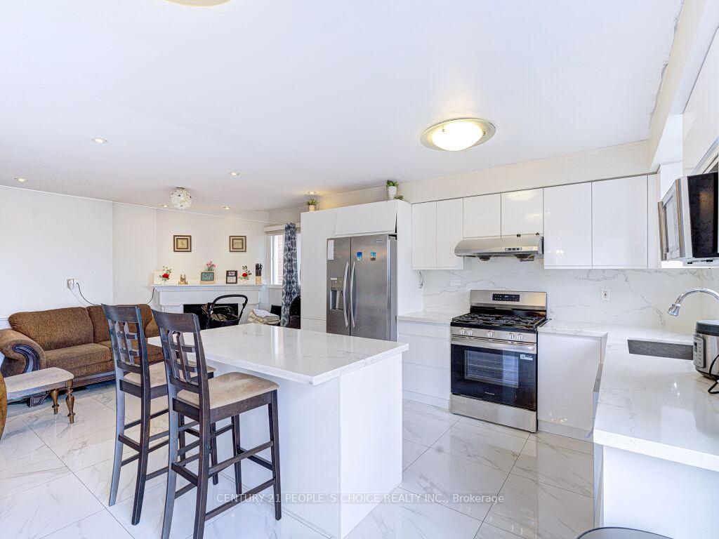 Photo 13 of 103 Whitchurch Mews, Mississauga, Cooksville — HOMEH